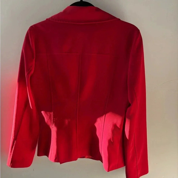 GORGEOUS Red Zipper Blazer - Picture 4 of 4